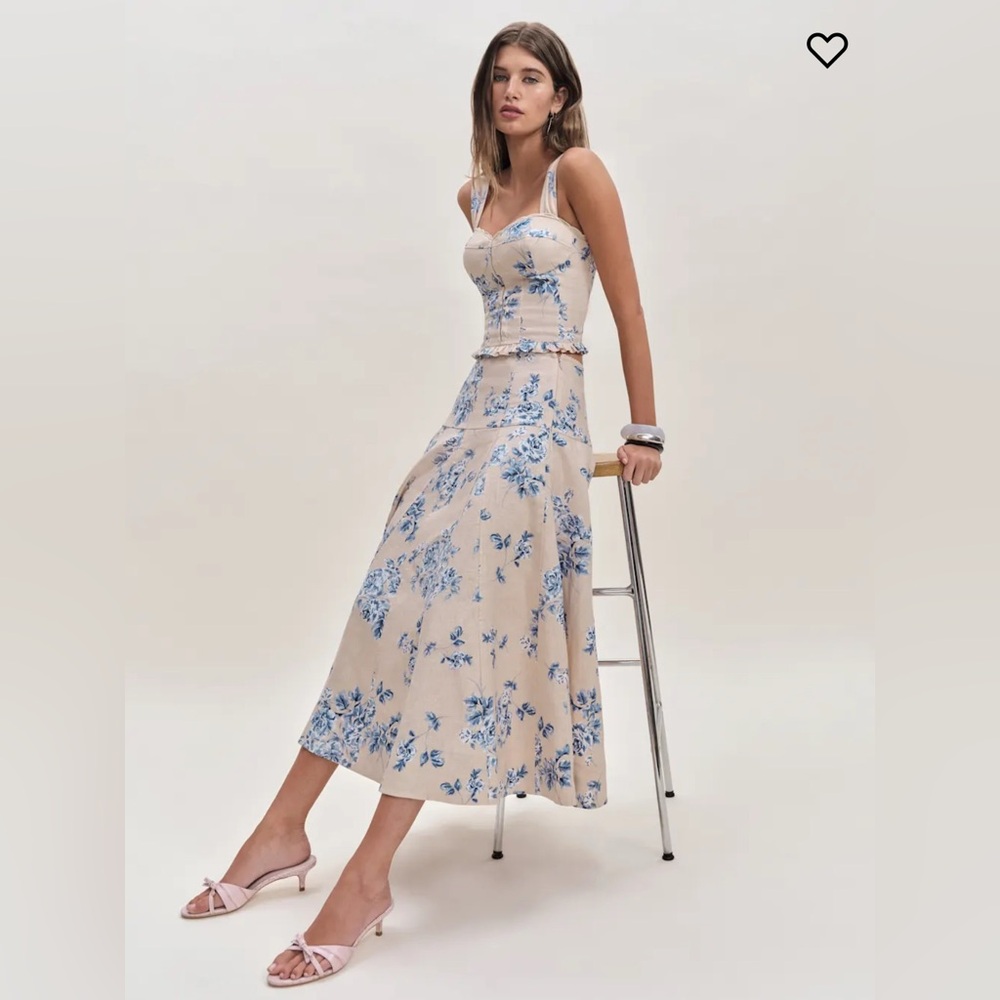 Reformation Anatolia Linen Two Piece in Hugo.Brand new without tags,never worn.